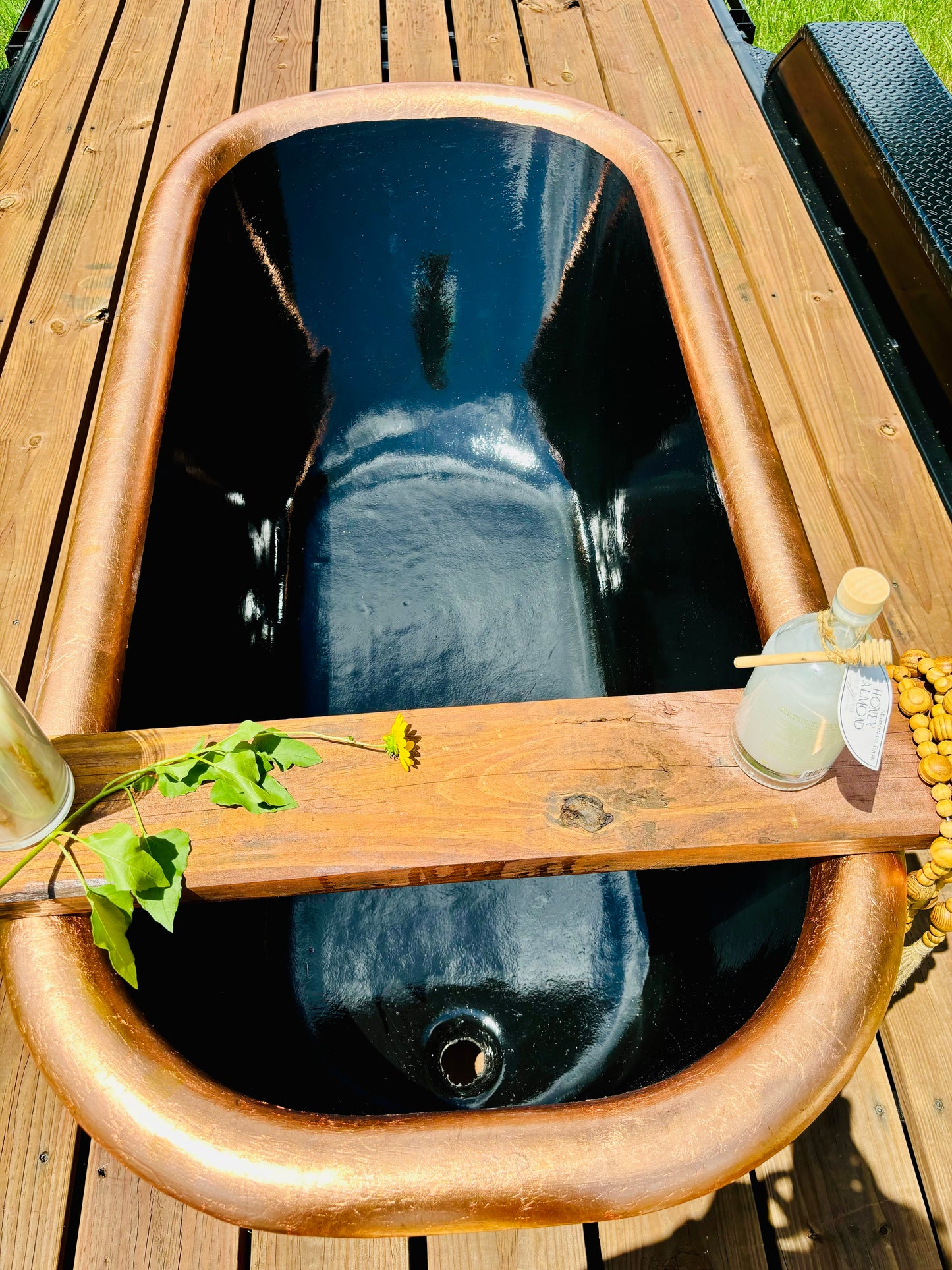 Antique Artistically Restored Cast Iron Claw Foot Tub from Yr 1900