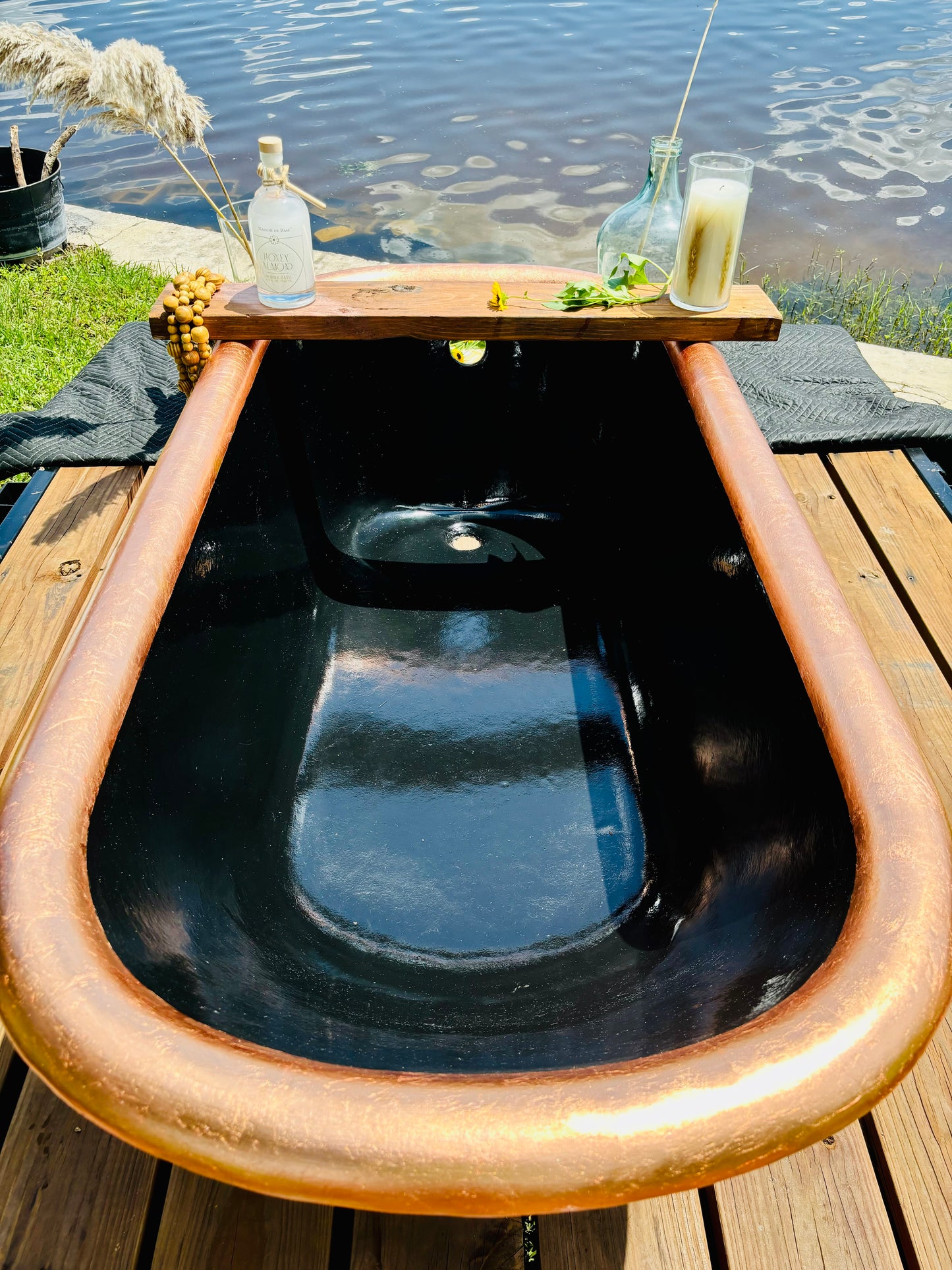 Antique Artistically Restored Cast Iron Claw Foot Tub from Yr 1900